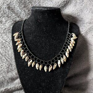Beautiful vintage shell and seed bead choker #43